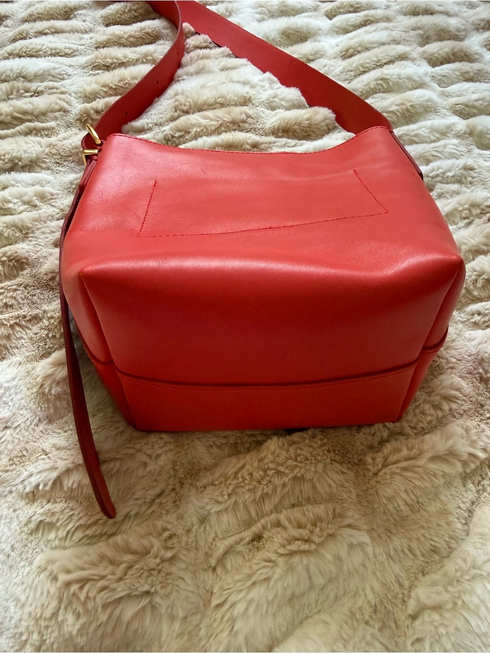 Madewell Tomato Red Leather Adjustable Strap Bucket Bag - Women New With Tags - Picture 4 of 7